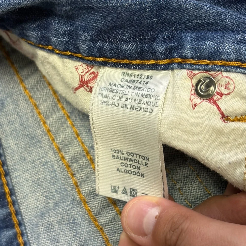 True Religion Jeans Mens 42x29 Blue World Tour Section Slim Stitched Flap Pocket